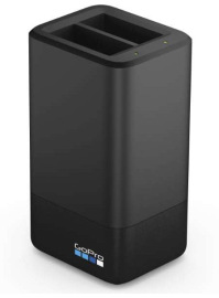 Зарядное устройство для двух аккумуляторов GoPro MAX Dual Battery Charger + Battery в аренду