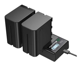 2 аккумулятора + зарядное устройство Powerextra NP-F970 (micro USB) в аренду